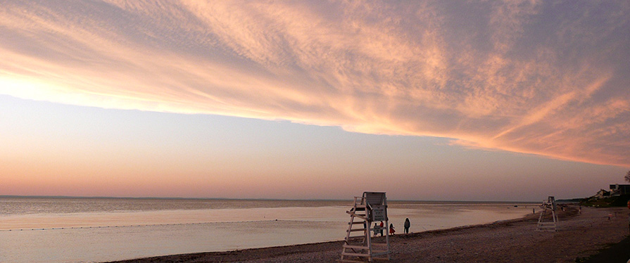 The Coffey House bed and breakfast is centrally located to several area beaches